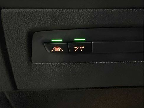 Used 2018 BMW M240i Convertible image 39