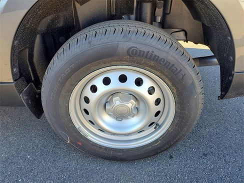 New 2025 Ford Maverick XL w/ Equipment Group 102A image 25