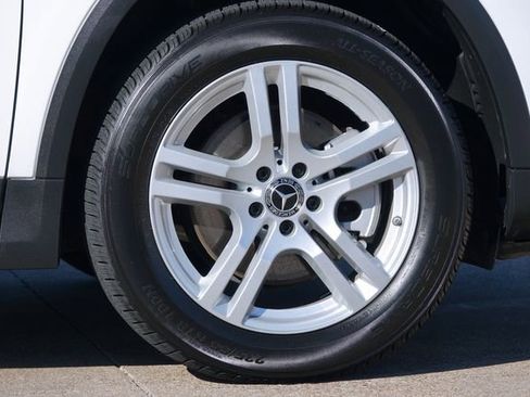 Used 2021 Mercedes-Benz GLA 250 250 * 1-OWNER * Premium * image 37