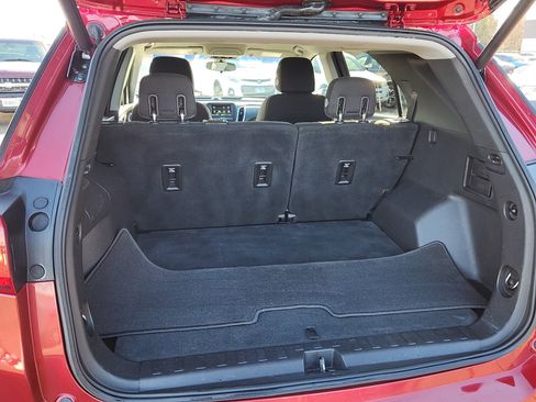 Used 2019 Chevrolet Equinox LT image 28