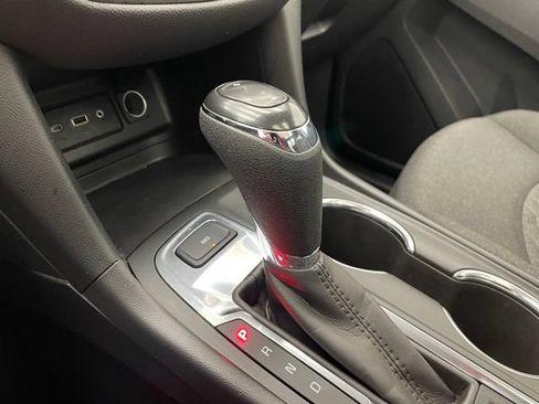 Used 2021 Chevrolet Equinox LT AWD/4WD image 7