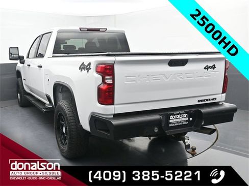 Used 2024 Chevrolet Silverado 2500 Custom w/ Custom Value Package image 4
