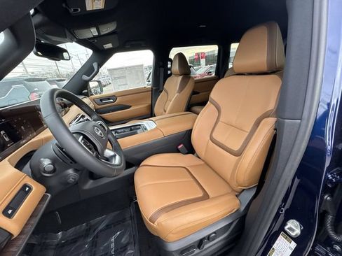 New 2026 Nissan Armada SL w/ Captain's Chari Seat Package AWD/4WD image 11