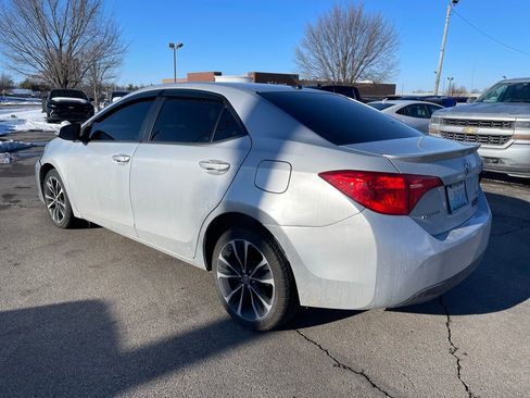 Used 2018 Toyota Corolla XSE image 4
