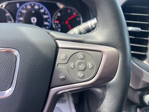 Used 2023 GMC Acadia AT4 w/ Technology Package AWD/4WD image 29