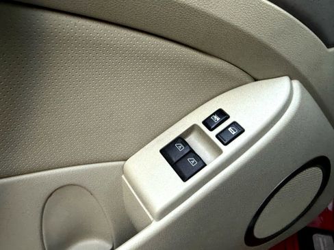 Used 2004 INFINITI G35 2dr Cpe Auto w/ Premium Pkg image 29