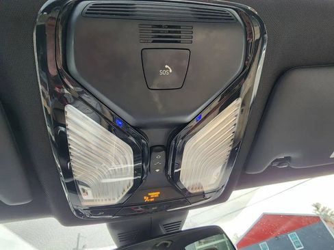 Used 2021 BMW 330i xDrive Sedan w/ Premium Package image 24