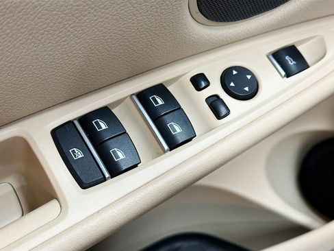 Used 2014 BMW X5 xDrive35d image 15