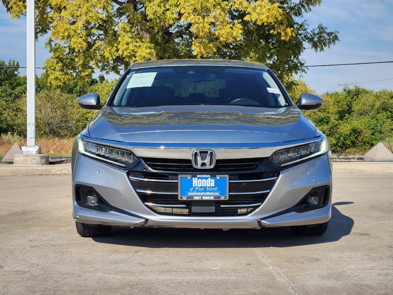 Certified 2022 Honda Accord Touring image 2