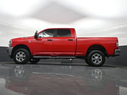 Used 2023 RAM 2500 Big Horn w/ Level 1 Equipment Group AWD/4WD image 33