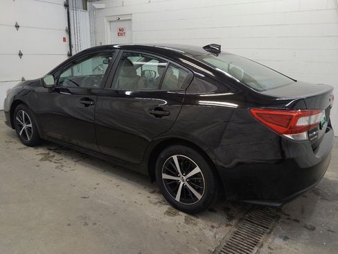Used 2022 Subaru Impreza Premium image 3