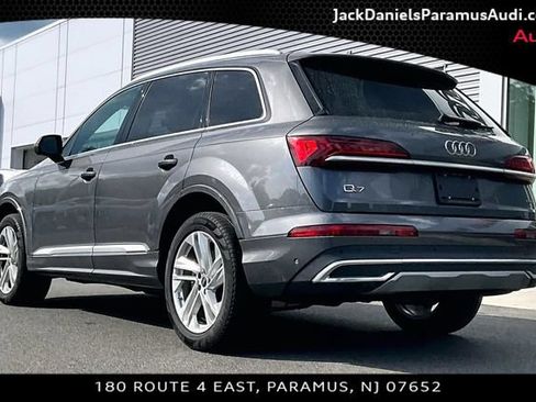 Used 2023 Audi Q7 2.0T Premium w/ Convenience Package AWD/4WD image 10