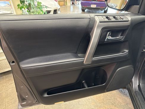 Used 2021 Toyota 4Runner SR5 Premium w/ Moonroof Package image 38