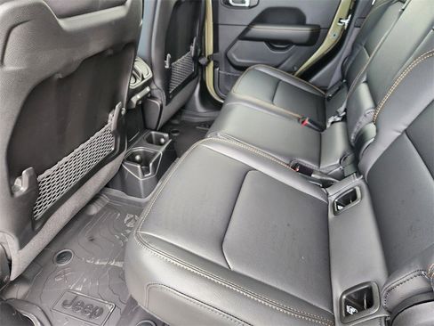 New 2026 Jeep Gladiator Sport image 19