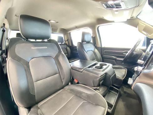 Used 2019 RAM 1500 Laramie AWD/4WD image 26