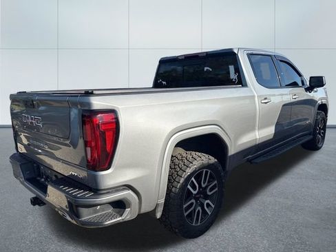 Used 2023 GMC Sierra 1500 AT4 w/ AT4 Premium Package AWD/4WD image 3
