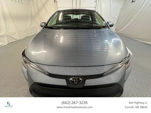 Used 2023 Toyota Corolla LE FWD image 2