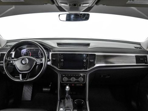 Used 2019 Volkswagen Atlas SEL image 12