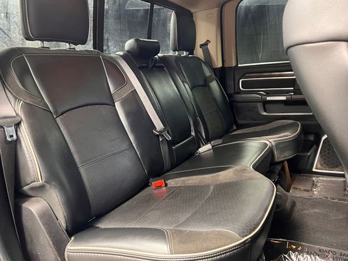 Used 2022 RAM 2500 Laramie AWD/4WD image 17