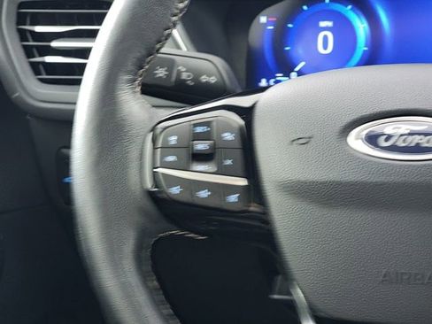 Certified 2022 Ford Escape Titanium w/ Titanium Elite Package AWD/4WD image 27