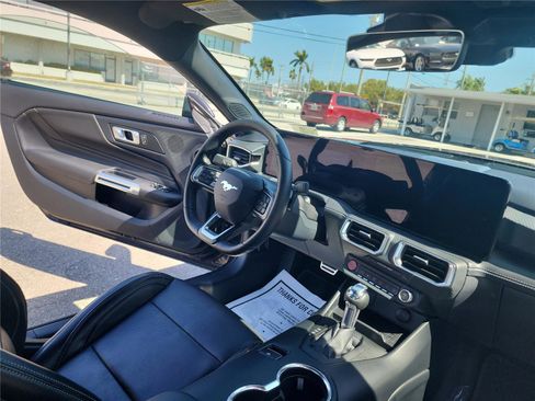 Used 2024 Ford Mustang Premium image 21