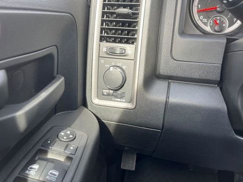 Used 2023 RAM 1500 Tradesman w/ Chrome Plus Package AWD/4WD image 32
