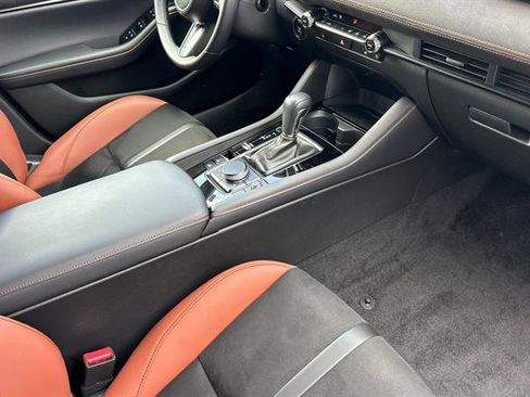 Certified 2025 MAZDA MAZDA3 Carbon image 16