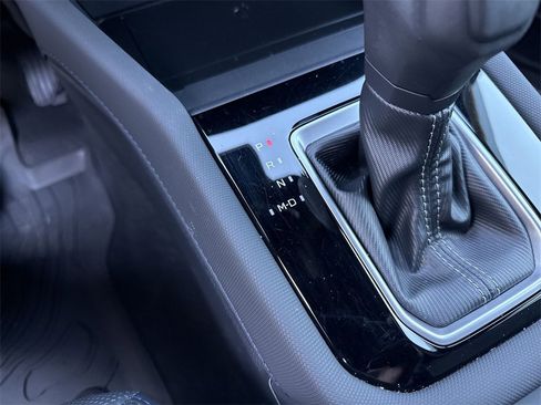 Used 2025 Subaru Forester Limited image 33