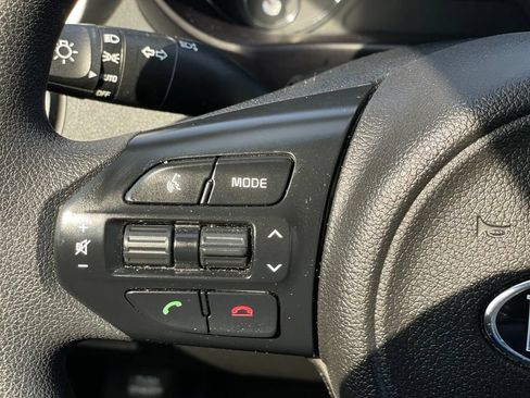 Used 2018 Kia Sorento L FWD image 15