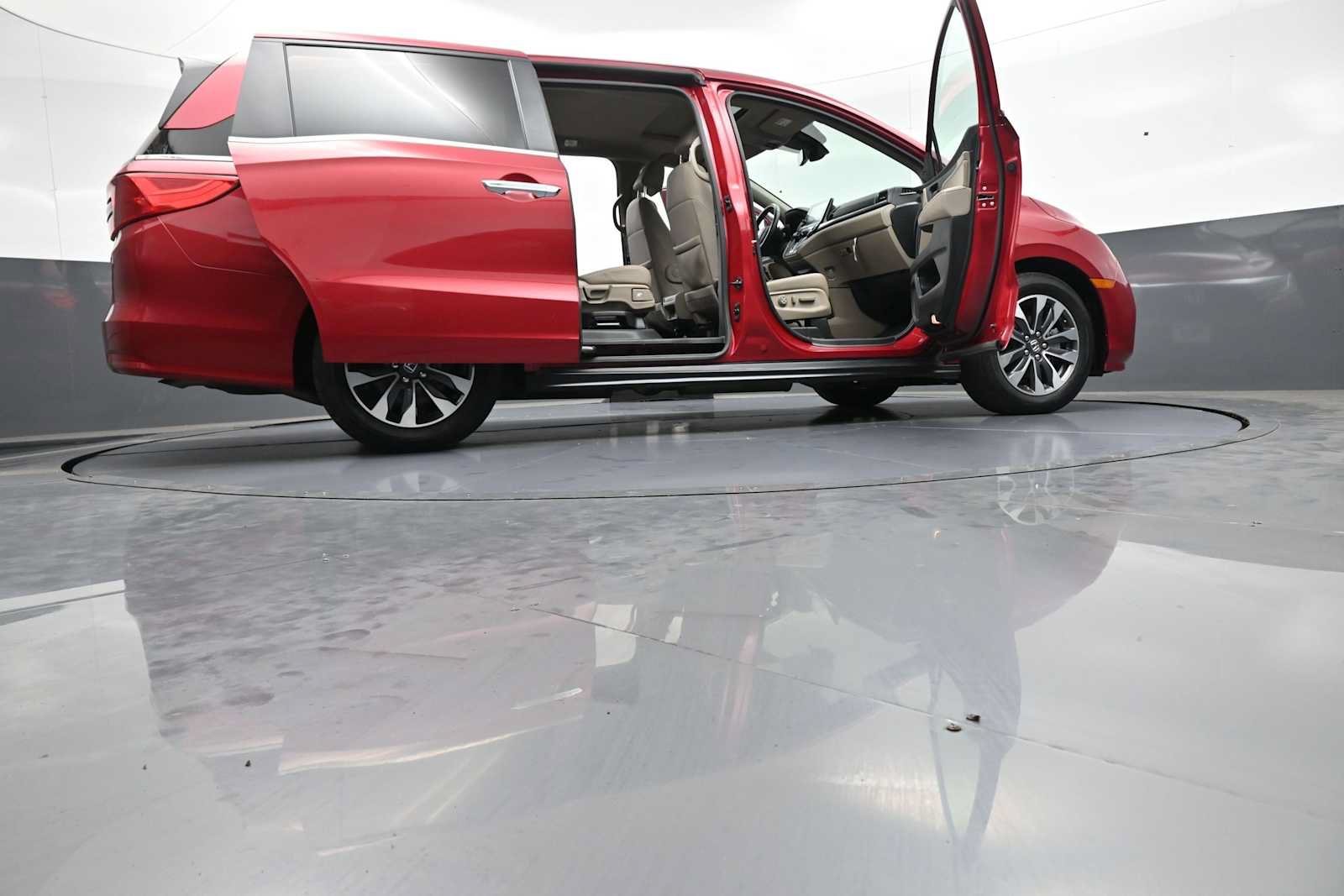 Certified 2024 Honda Odyssey EX-L image 51
