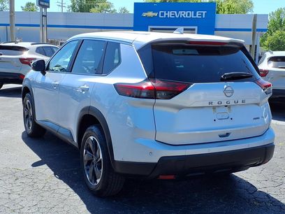Used 2025 Nissan Rogue SV