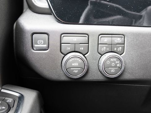 New 2026 Chevrolet Silverado 3500 LT w/ All Star Edition image 10