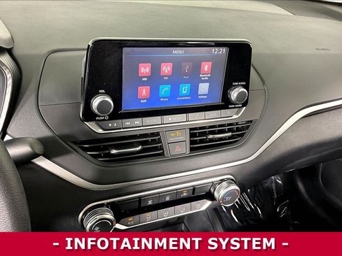 Certified 2022 Nissan Altima 2.5 S w/ Driver Assist Package FWD image 38