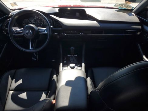 Used 2019 MAZDA MAZDA3 Hatchback w/ Preferred Package image 18
