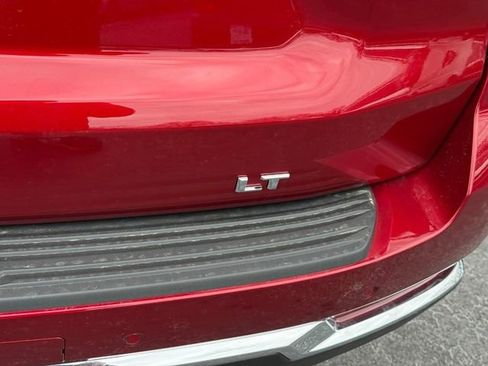 New 2026 Chevrolet Suburban LT w/ Comfort Package image 6