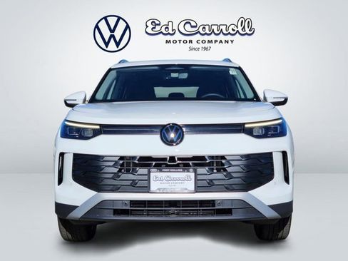 New 2026 Volkswagen Tiguan SE image 2