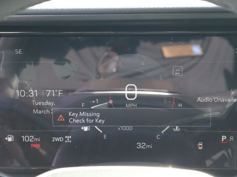 New 2026 GMC Terrain Denali w/ LPO, Floor Liner Package image 28