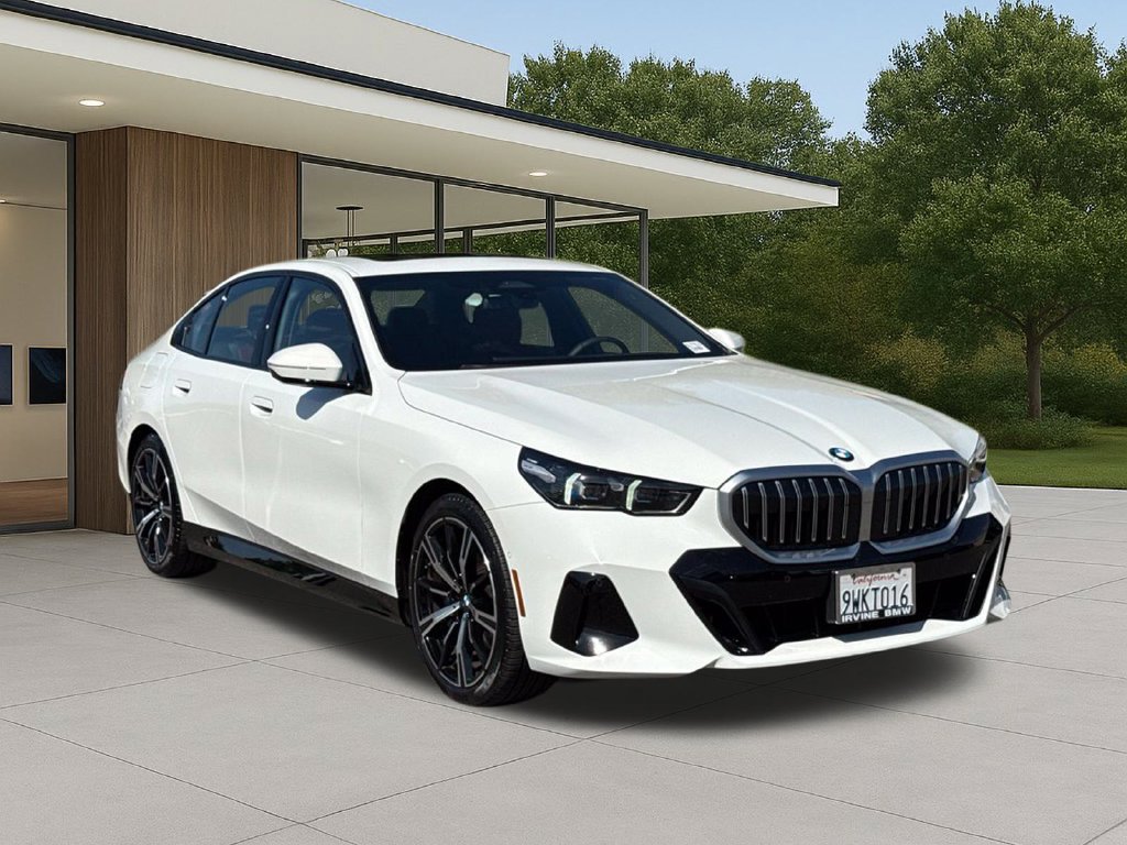 Used 2026 BMW 530i w/ M Sport Package RWD image 6