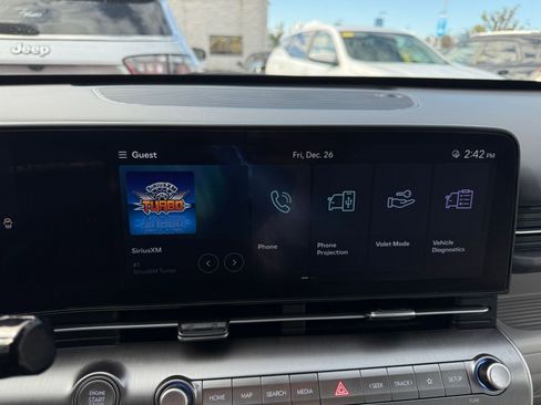 Used 2025 Hyundai Kona SEL image 21