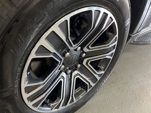 Used 2022 Jeep Wagoneer Series III image 10