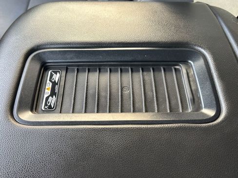 Used 2018 GMC Sierra 1500 SLT image 38