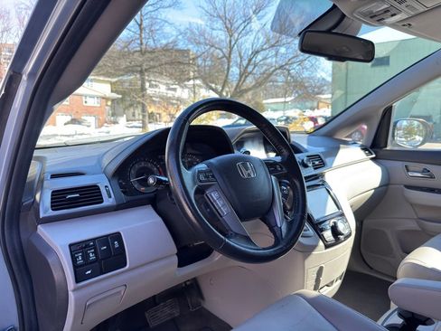 Used 2014 Honda Odyssey EX-L image 12