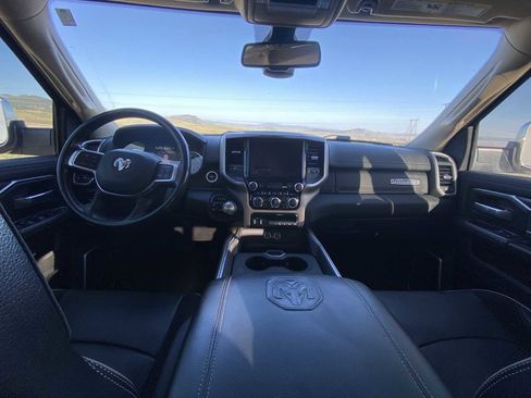 Used 2020 RAM 2500 Laramie AWD/4WD image 16
