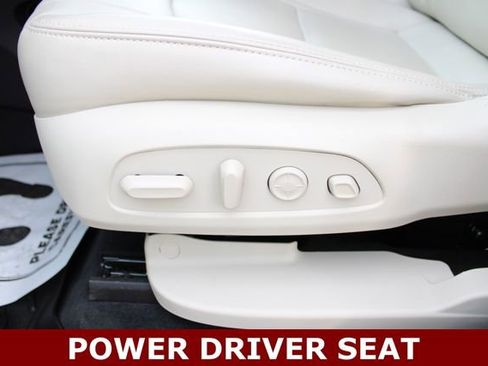 Used 2022 Buick Enclave Premium w/ Experience Buick Package AWD/4WD image 3