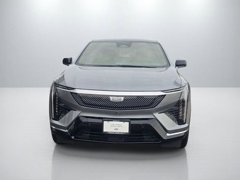 New 2026 Cadillac Optiq Luxury 1 RWD image 2