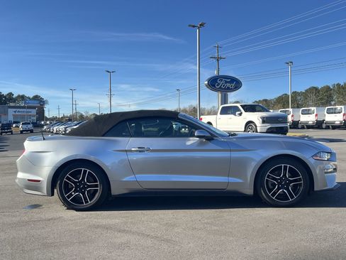 Used 2020 Ford Mustang Premium image 24