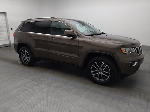 Used 2019 Jeep Grand Cherokee Laredo w/ Laredo X Package RWD image 11