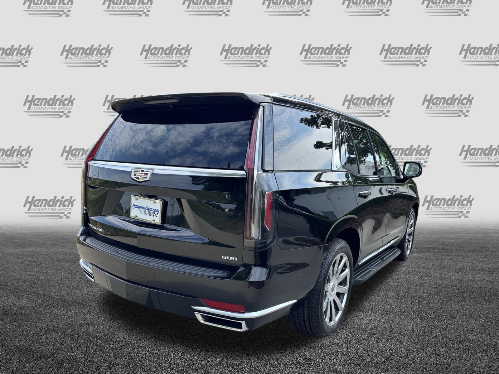 Used 2021 Cadillac Escalade Premium Luxury Platinum RWD image 10