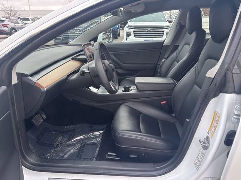 Used 2020 Tesla Model 3 Long Range image 13