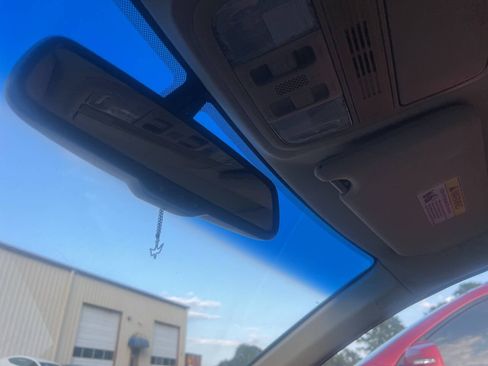 Used 2012 Honda Accord EX-L image 18